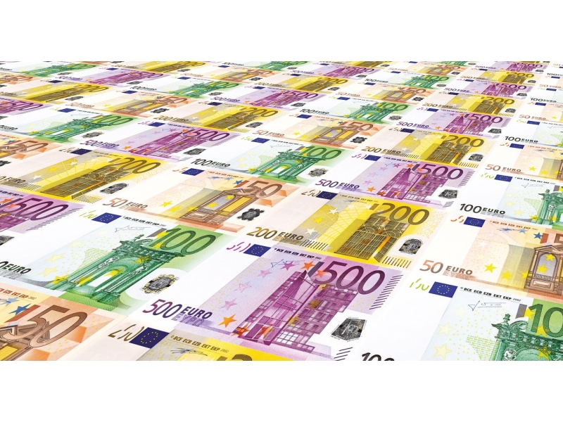 Rezervele valutare ale Romaniei, scadere de aproape 900 milioane euro