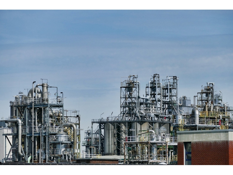 Romania a important cu peste 29% mai multe produse petroliere